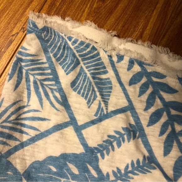 Tommy Bahama Women's Frond Of A Frond Linen T-Shirt size medium - Picture 8 of 8